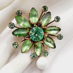 Vintage 1950s Uranium Glass Green Rhinestone Brooch Gold Filigree 1.75”